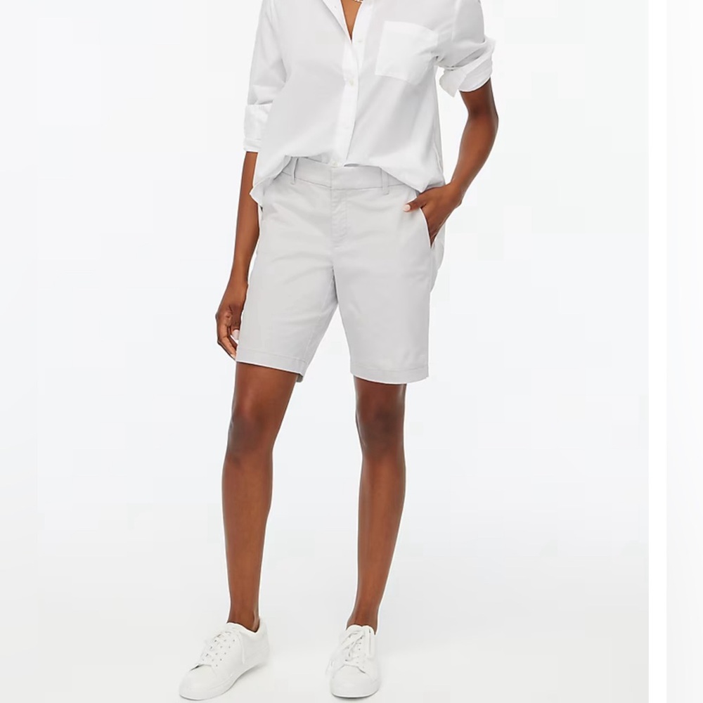 NWT J Crew 9’’ Bermuda Short in Oyster Grey Size 12